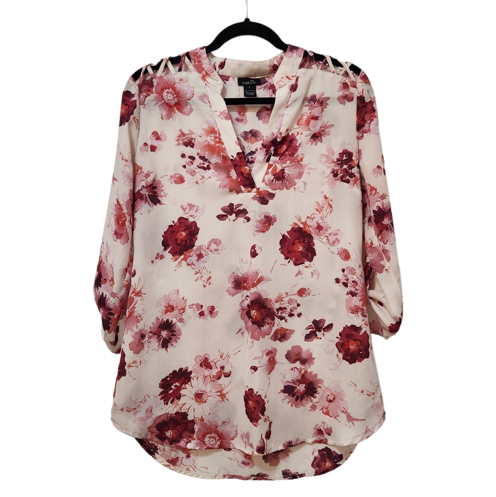 Rue21 | Laced-Up Floral Tunic Blouse | Color: White w/ Flowers | Size: S